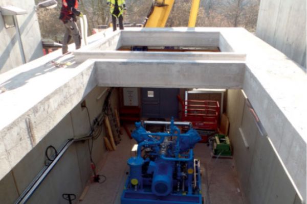 gewerbebau-224118825-6E9B-9BCF-3322-86A57D8CD7F4.jpg